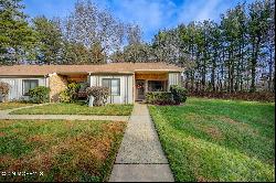 211 Covered Bridge Boulevard Unit F, Manalapan NJ 07726