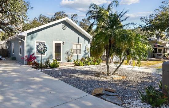 605 E Spruce Street, Tarpon Springs FL 34689