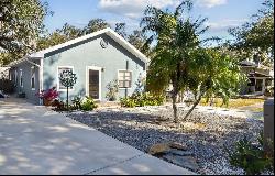 605 E Spruce Street, Tarpon Springs FL 34689