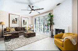 Beautiful Palmer Private Condo Available