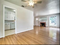 Awesome 2-1-1 with Hardwood Floors