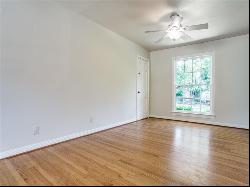 Awesome 2-1-1 with Hardwood Floors