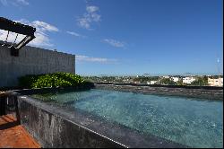 TWO BEDROOMS LOCK-OFF LARGE BALCONY