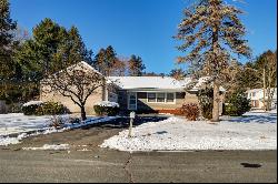 10 Birchwood Terrace, Groveland MA 01834