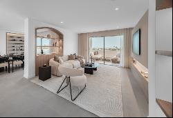 Opulent duplex penthouse recently renovated to top specification, Marbella 29660