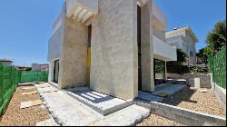 Brand-new villa to be completed located in a prime central area , Marbella 29660