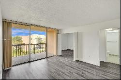 10525 SW 112th Ave Unit 302, Miami FL 33176