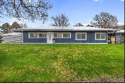 104105 E Badger Road, Kennewick WA 99338