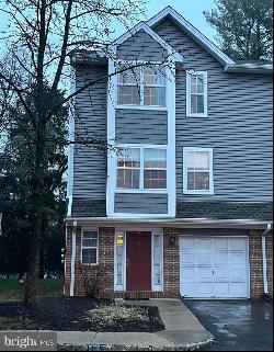 21 Halstead Place, Princeton NJ 08540