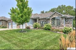 20610 Pine Street, Elkhorn NE 68022