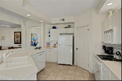 21390 Pelican Sound Dr Unit 101, Estero FL 33928