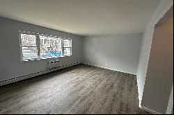 28d W 23rd,Bayonne, NJ, 07002