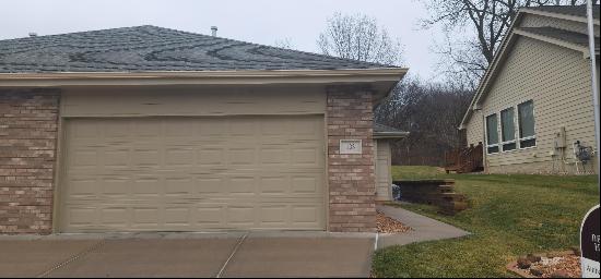 103 Greenview Circle, Council Bluffs IA 51503