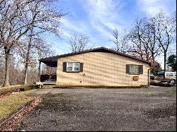 106 Phil Mar Dr, Summit Twp - But PA 16002