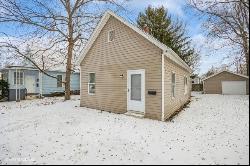 1219 N Lee Street, Bloomington IL 61701