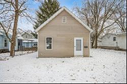 1219 N Lee Street, Bloomington IL 61701