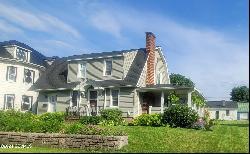 265 Walnut Street, Mifflinburg PA 17844