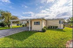 929 Sunset Circle, Tavares FL 32778