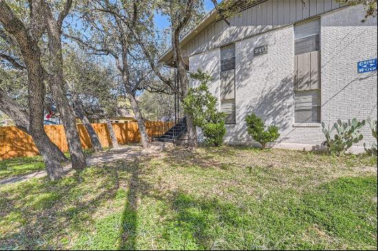 2411 S 5th St Unit 1, Austin TX 78704