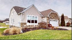 5271 Lake Vista Circle NW, Massillon OH 44646