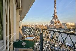 Apartment with fabulous views of the Seine and Eiffel Tower