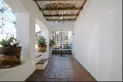 Impeccable and comfortable house in Casa Pueblo, Cachagua.