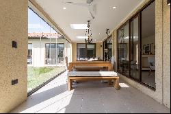 House for sale in Piedra Roja.