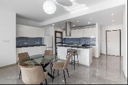 Two Bedroom Modern Apartment in Limassol