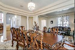 Prestigious Bronte Creek