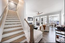 Gorgeous Townhome in Highly Sought-after School Zone