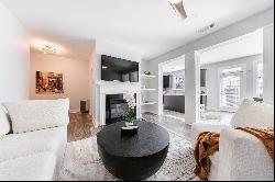 Gorgeous Townhome in Highly Sought-after School Zone