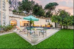 14330 Mulholland Drive, Los Angeles, CA 90077