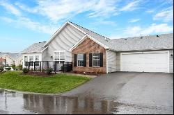 1042 Forest Oaks Dr, Center Twp - But PA 16001