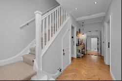 Hampton Court Way, Thames Ditton, Surrey, KT7 0LT