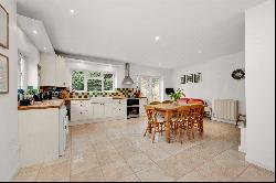 Greenways, Esher, Surrey, KT10 0QJ