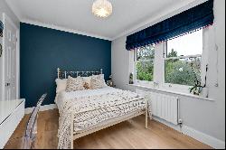 Mountview Road, Claygate, Esher, Surrey, KT10 0UB