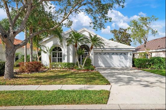 5923 Sandstone Avenue, Sarasota FL 34243