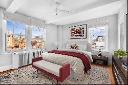 Exceptional 2-Bed, 2-Bath at 302 W 12th