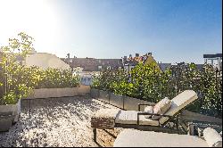 Stadtpalais Lehel: Exquisite 6-room apartment with roof terrace and panoramic views