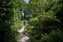 Stately Emanuel von Seidl villa in top location in Bogenhausen