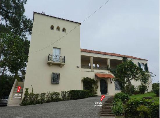 Solar Villa with Pateo Sevilhano and Turret in Estoril