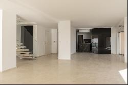 5 Bedroom Penthouse, Cascais