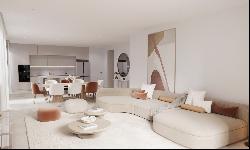 Spacious and bright ground floor apartment with a private garden,in the New Golden Mile, 