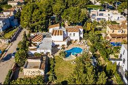 Large villa in Sol de Mallorca on a double plot and lots of development potential