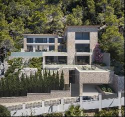 Modern mediterranean new build villa with sea view in Port Andratx