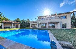 Mediterranean villa in Santa Ponsa with garden and pool