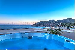 Luxury penthouse in Camp de Mar with sea view within walking distance to the beach and go