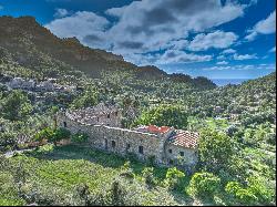 Charming traditional stone finca in Estellencs