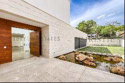 Large contemporary new build villa in Sol de Mallorca with sea views and large garden