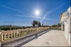 Completely renovated villa in Genova near Palma de Mallorca with fantastic sea views